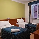 La Casa Dell'arte 3*
