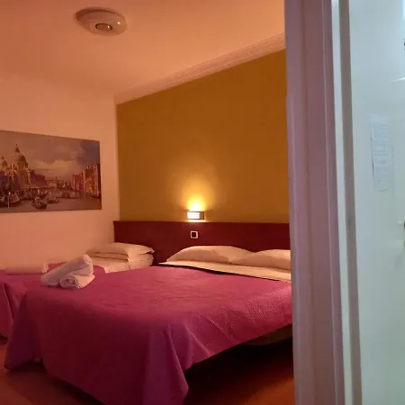 Pensjonat La Casa Dell'arte Rzym