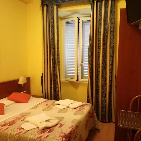 La Casa Dell'arte 3*