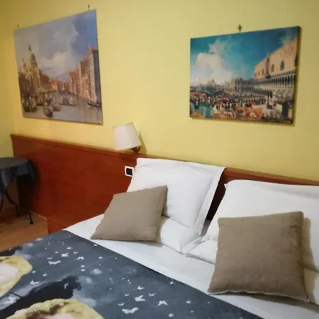 Pensjonat La Casa Dell'arte Rzym